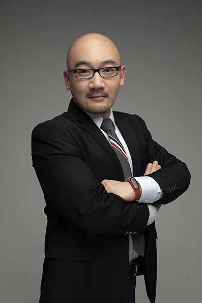 梁震宇